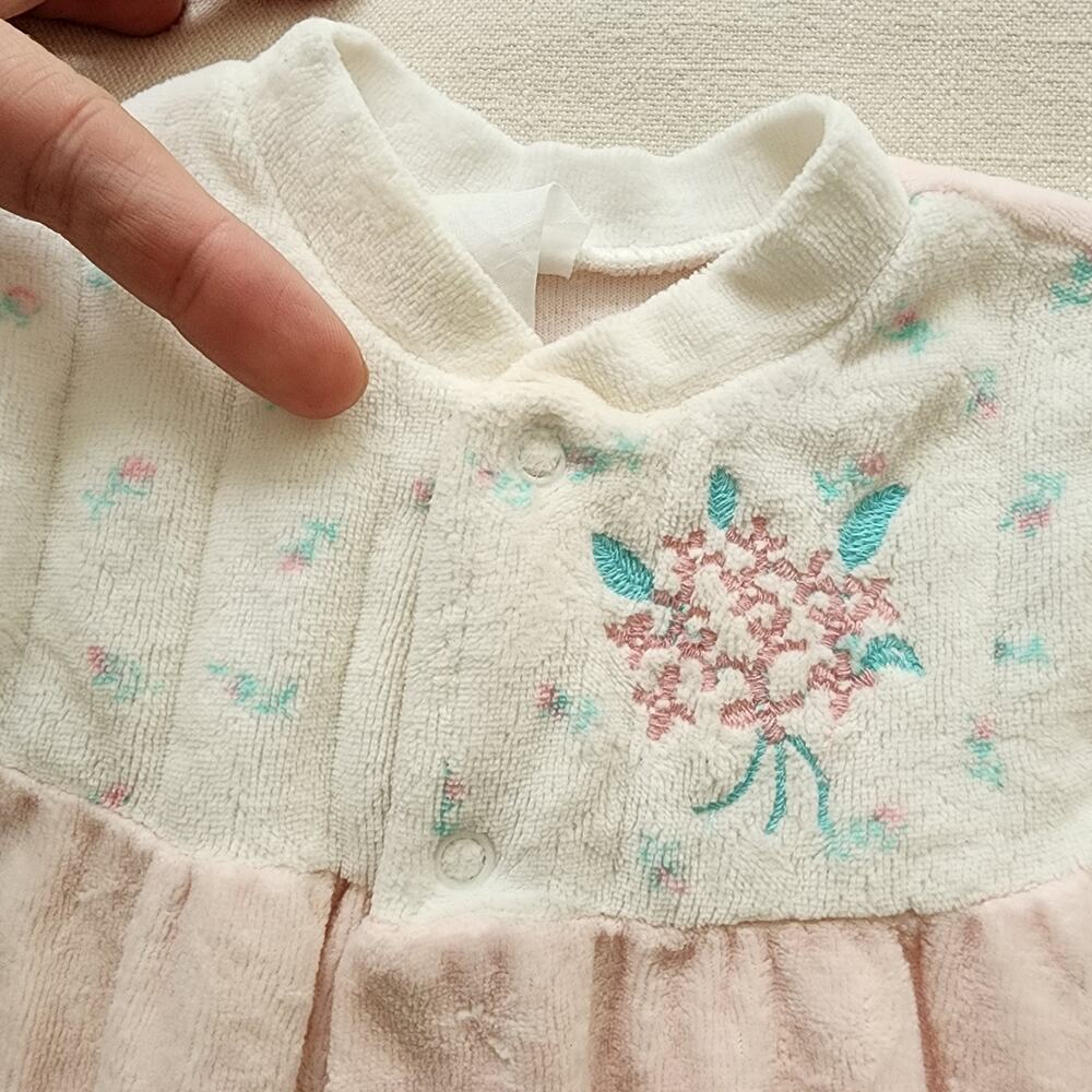 Vintage Floral Velour Pajamas 0-3 months - Picture 6 of 7